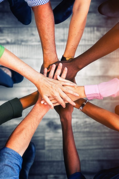 MISURE DI PROTEZIONE E FIGURE DI CONTRASTO ALLE DISCRIMINAZIONI, NEGLI ENTI PUBBLICI E PRIVATI